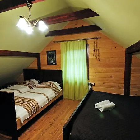 Skrawek Nieba Farm stay Ropa